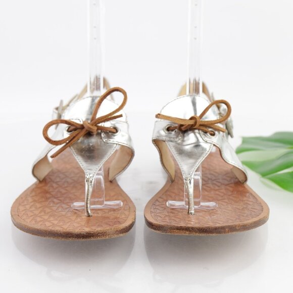 Michael Kors Womens Sandals Size 9 Silver Metallic Leather Thong Slingback Flats - Picture 2 of 13